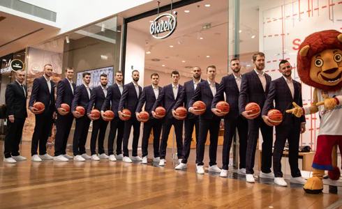 Blažek oblieka českú basketbalovú reprezentáciu